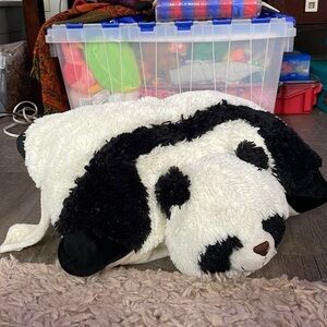 Panda pillowpet